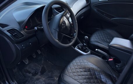 Hyundai Solaris II рестайлинг, 2014 год, 320 000 рублей, 7 фотография