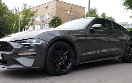Ford Mustang VI рестайлинг, 2018 год, 3 050 000 рублей, 11 фотография