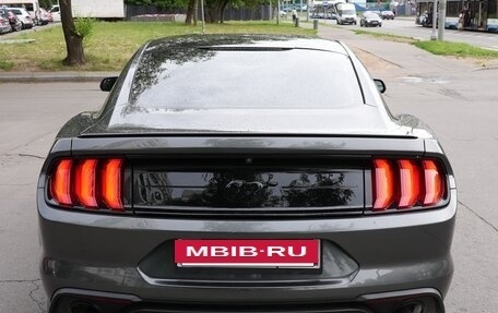 Ford Mustang VI рестайлинг, 2018 год, 3 050 000 рублей, 5 фотография