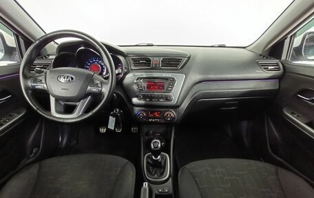 KIA Rio III рестайлинг, 2014 год, 910 000 рублей, 10 фотография