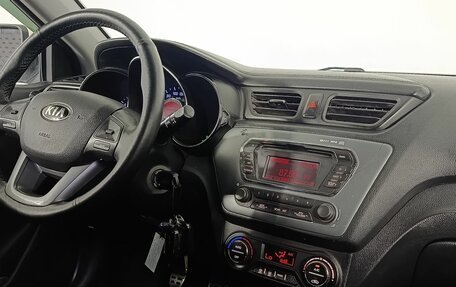 KIA Rio III рестайлинг, 2014 год, 910 000 рублей, 11 фотография