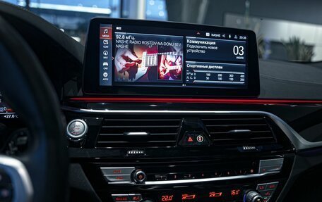 BMW 5 серия, 2021 год, 4 590 000 рублей, 14 фотография