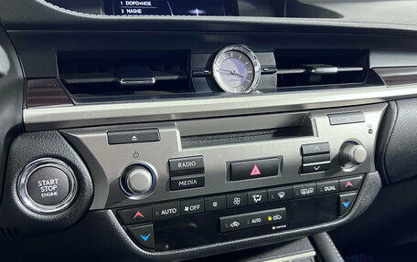 Lexus ES VII, 2016 год, 2 750 000 рублей, 16 фотография