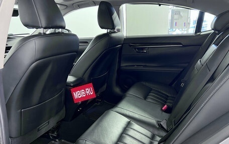 Lexus ES VII, 2016 год, 2 750 000 рублей, 24 фотография