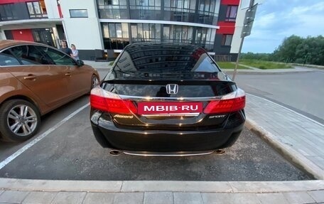 Honda Accord IX рестайлинг, 2013 год, 1 490 000 рублей, 3 фотография