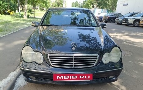 Mercedes-Benz C-Класс, 2001 год, 750 000 рублей, 4 фотография