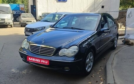 Mercedes-Benz C-Класс, 2001 год, 750 000 рублей, 9 фотография