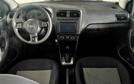 Volkswagen Polo VI (EU Market), 2011 год, 675 000 рублей, 9 фотография