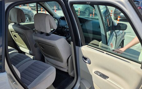 Renault Scenic III, 2004 год, 290 000 рублей, 21 фотография