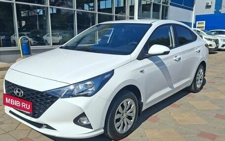 Hyundai Solaris II рестайлинг, 2021 год, 1 640 000 рублей, 12 фотография
