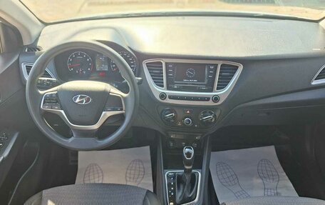 Hyundai Solaris II рестайлинг, 2021 год, 1 640 000 рублей, 26 фотография