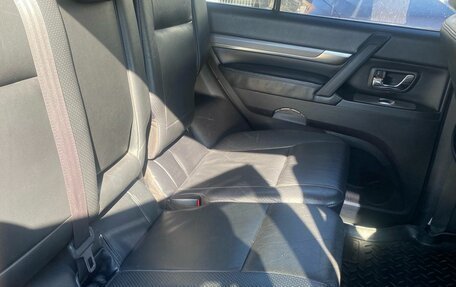 Mitsubishi Pajero IV, 2010 год, 1 460 000 рублей, 10 фотография