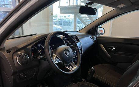 Renault Logan II, 2020 год, 895 000 рублей, 23 фотография