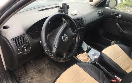 Volkswagen Golf IV, 2001 год, 170 000 рублей, 2 фотография