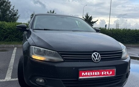 Volkswagen Jetta VI, 2012 год, 850 000 рублей, 1 фотография