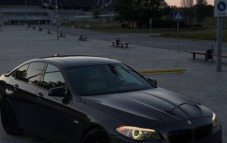 BMW 5 серия, 2011 год, 2 300 000 рублей, 1 фотография