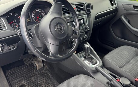 Volkswagen Jetta VI, 2012 год, 850 000 рублей, 11 фотография