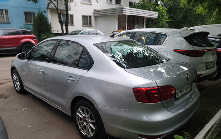 Volkswagen Jetta VI, 2011 год, 899 000 рублей, 3 фотография