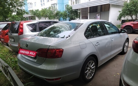 Volkswagen Jetta VI, 2011 год, 899 000 рублей, 4 фотография