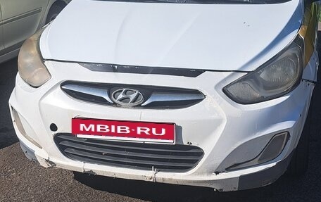 Hyundai Solaris II рестайлинг, 2014 год, 450 000 рублей, 2 фотография