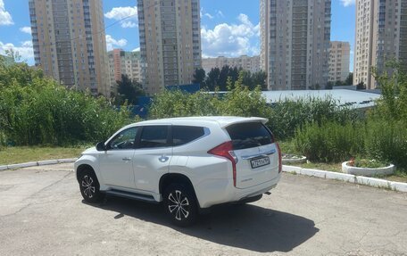 Mitsubishi Montero Sport, 2019 год, 3 500 000 рублей, 3 фотография