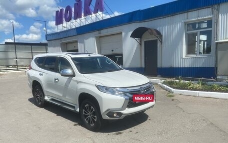 Mitsubishi Montero Sport, 2019 год, 3 500 000 рублей, 8 фотография
