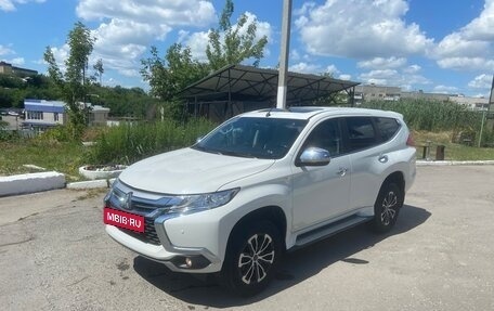 Mitsubishi Montero Sport, 2019 год, 3 500 000 рублей, 2 фотография