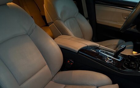 BMW 5 серия, 2011 год, 2 300 000 рублей, 6 фотография