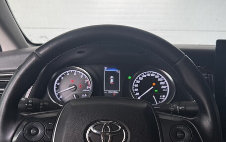 Toyota Camry, 2021 год, 2 100 000 рублей, 6 фотография