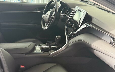Toyota Camry, 2021 год, 2 100 000 рублей, 7 фотография
