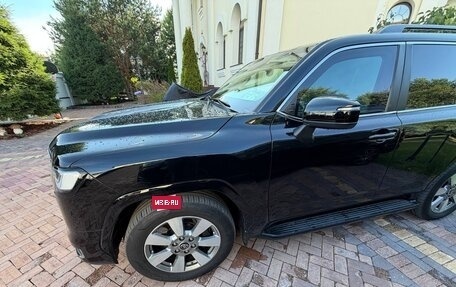 Toyota Land Cruiser, 2023 год, 23 000 000 рублей, 3 фотография