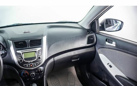 Hyundai Solaris II рестайлинг, 2011 год, 749 000 рублей, 13 фотография