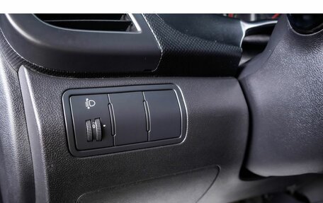 Hyundai Solaris II рестайлинг, 2011 год, 749 000 рублей, 20 фотография