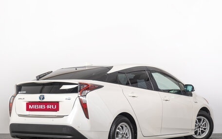 Toyota Prius IV XW50, 2016 год, 1 899 000 рублей, 7 фотография
