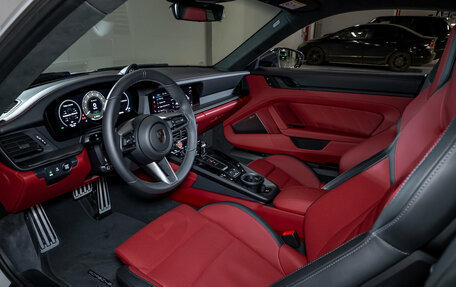 Porsche 911, 2026 год, 44 310 000 рублей, 24 фотография
