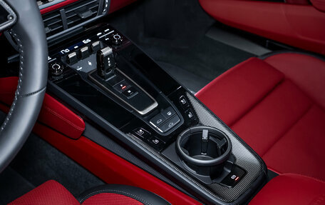Porsche 911, 2026 год, 44 310 000 рублей, 29 фотография