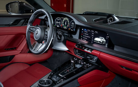 Porsche 911, 2026 год, 44 310 000 рублей, 38 фотография