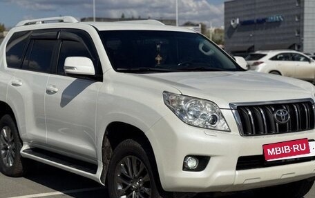 Toyota Land Cruiser Prado 150 рестайлинг 2, 2011 год, 2 900 000 рублей, 1 фотография