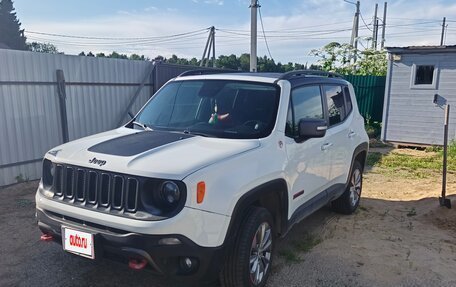 Jeep Renegade I рестайлинг, 2016 год, 1 900 000 рублей, 2 фотография