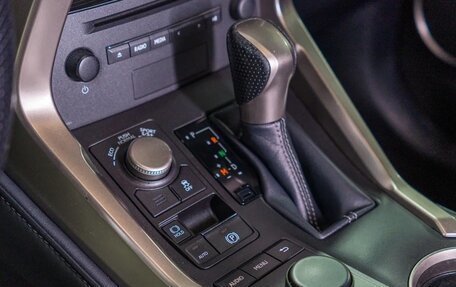 Lexus NX I, 2015 год, 3 550 000 рублей, 9 фотография