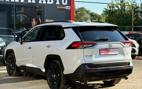 Toyota RAV4, 2019 год, 2 630 000 рублей, 8 фотография