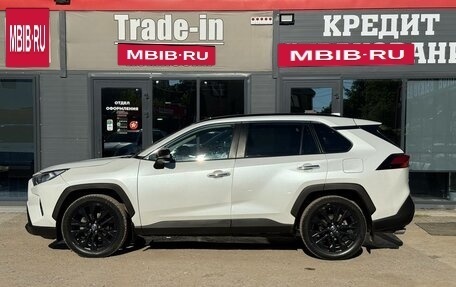 Toyota RAV4, 2019 год, 2 630 000 рублей, 7 фотография