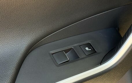 Toyota RAV4, 2019 год, 2 630 000 рублей, 28 фотография