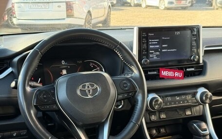 Toyota RAV4, 2019 год, 2 630 000 рублей, 30 фотография