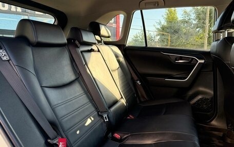 Toyota RAV4, 2019 год, 2 630 000 рублей, 33 фотография