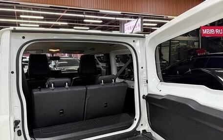 Suzuki Jimny, 2022 год, 2 692 000 рублей, 10 фотография