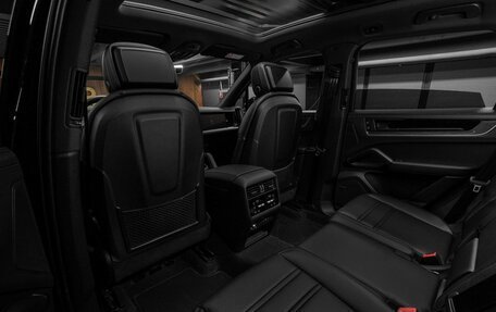 Porsche Cayenne III, 2023 год, 17 370 000 рублей, 31 фотография