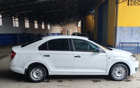 Skoda Rapid I, 2015 год, 670 000 рублей, 3 фотография