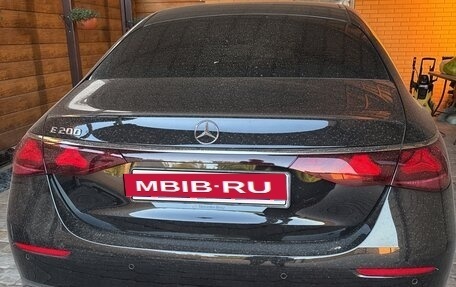 Mercedes-Benz E-Класс, 2024 год, 6 750 000 рублей, 2 фотография