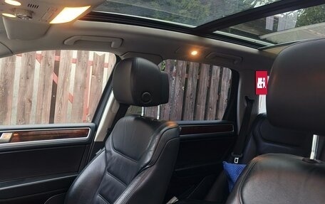 Volkswagen Touareg III, 2011 год, 1 730 000 рублей, 5 фотография